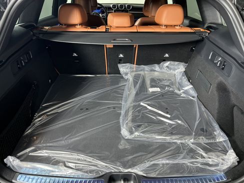 Used 2026 Mercedes-Benz GLC 300 4MATIC image 23