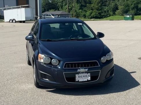 Used 2015 Chevrolet Sonic LS FWD image 3