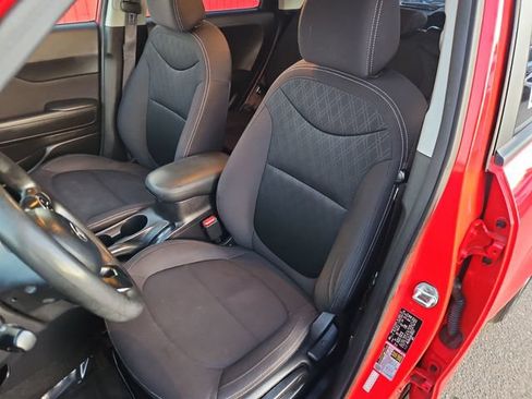 Used 2019 Kia Soul FWD image 33