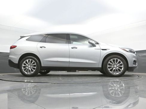 Used 2019 Buick Enclave Essence FWD image 42