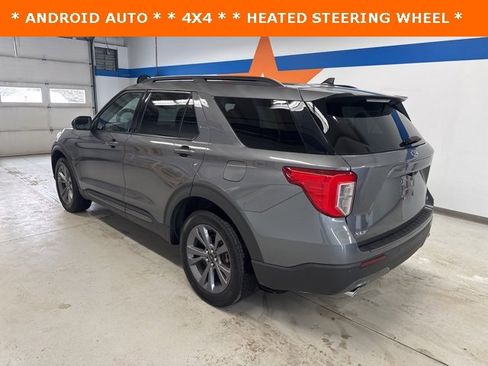 Used 2023 Ford Explorer XLT w/ Equipment Group 202A image 7