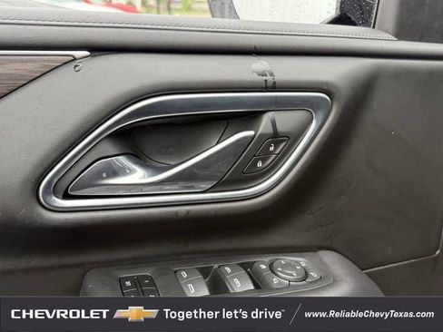 Used 2021 Chevrolet Tahoe LT w/ Luxury Package RWD image 26