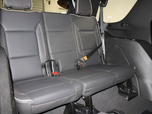 Used 2024 Chevrolet Tahoe Premier image 36