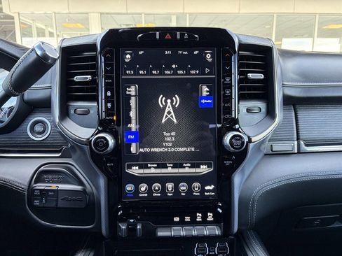 Used 2019 RAM 2500 Limited image 31