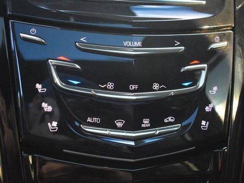 Used 2016 Cadillac Escalade Platinum AWD/4WD image 40