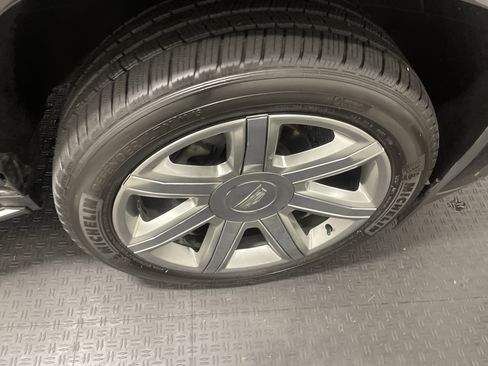 Used 2019 Cadillac Escalade Luxury image 27