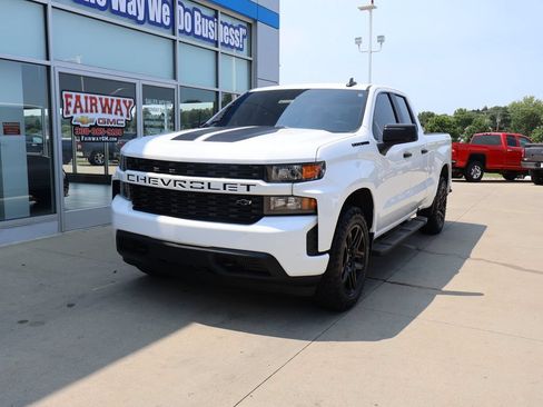 Used 2020 Chevrolet Silverado 1500 Custom w/ Rally Edition AWD/4WD image 6