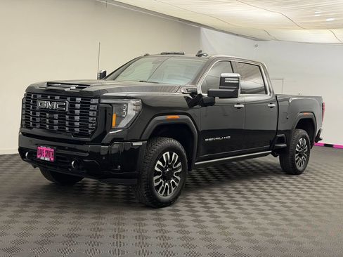 Used 2025 GMC Sierra 2500 Denali Ultimate AWD/4WD image 1
