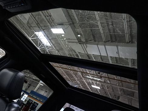 Certified 2025 Ford F350 Platinum AWD/4WD image 45