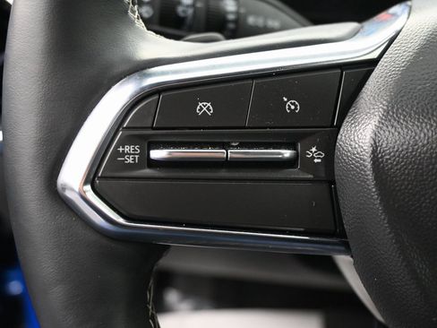 Used 2024 Chevrolet Equinox EV LT image 19