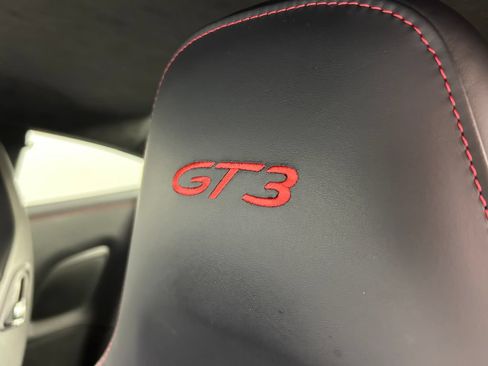 Certified 2015 Porsche 911 GT3 RWD image 16