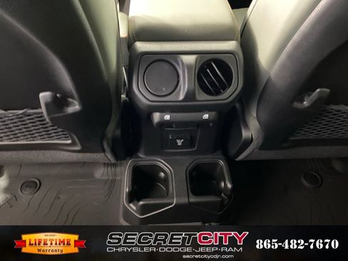 New 2026 Jeep Gladiator Mojave AWD/4WD image 28