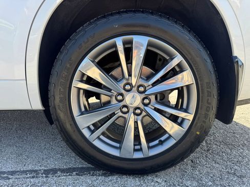 Used 2021 Cadillac XT6 Premium Luxury image 29