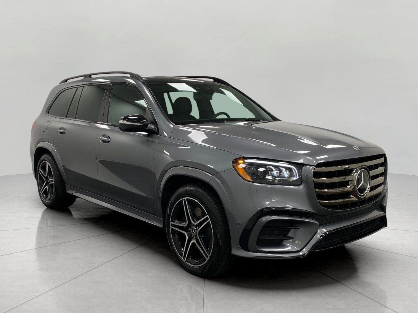 Certified 2024 Mercedes-Benz GLS 450 4MATIC image 1