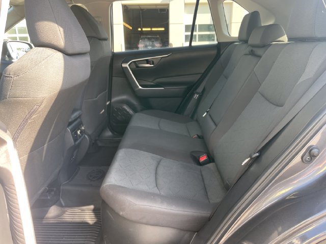 Certified 2025 Toyota RAV4 XLE AWD/4WD image 29