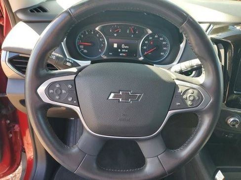 Used 2021 Chevrolet Traverse RS image 24