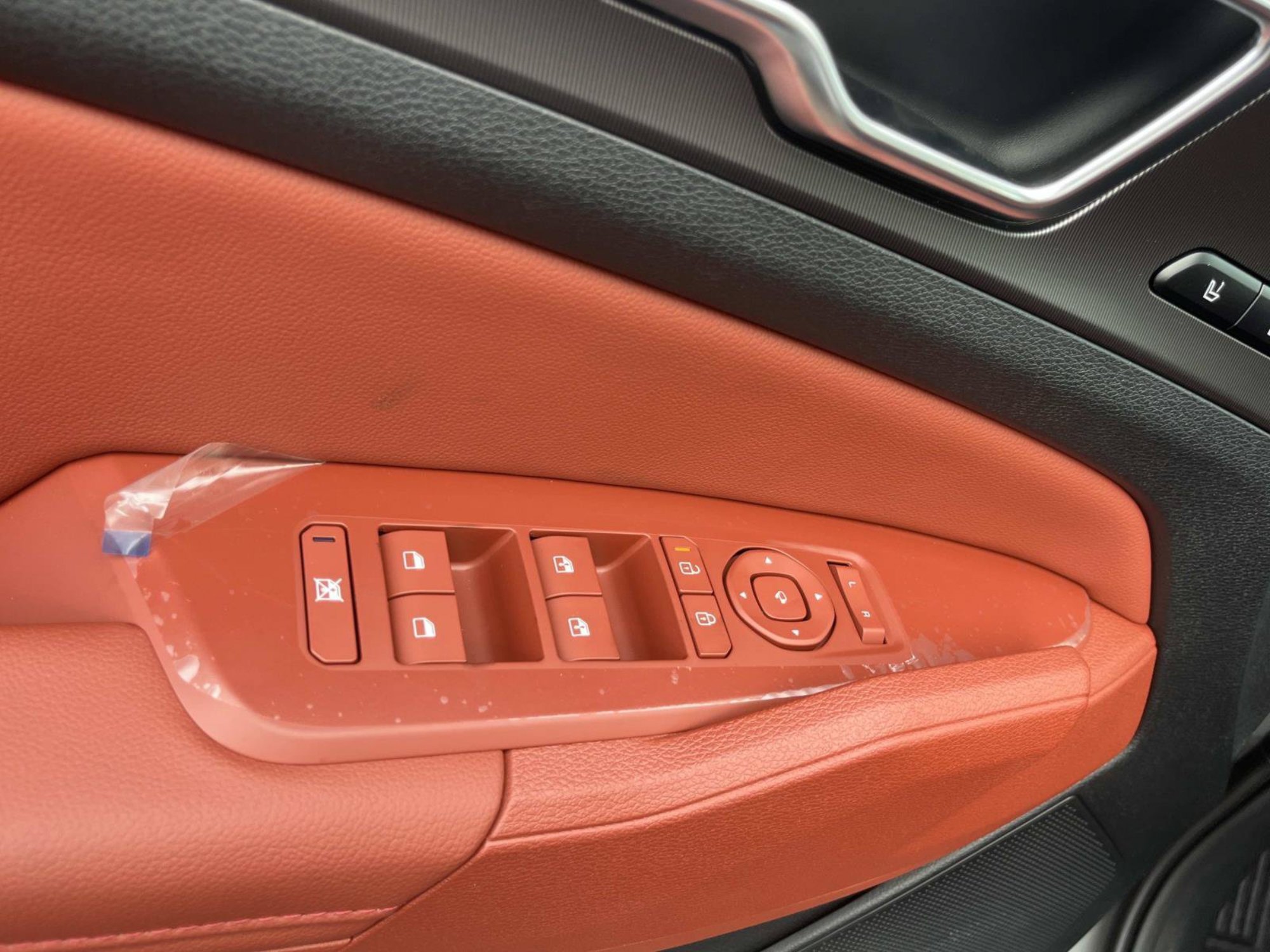 New 2027 Kia Sportage SX FWD image 24