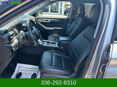 Used 2023 Ford Explorer XLT w/ Equipment Group 202A AWD/4WD image 9