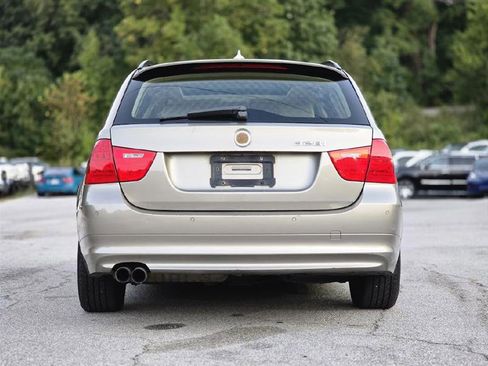 Used 2009 BMW 328i xDrive Wagon image 6