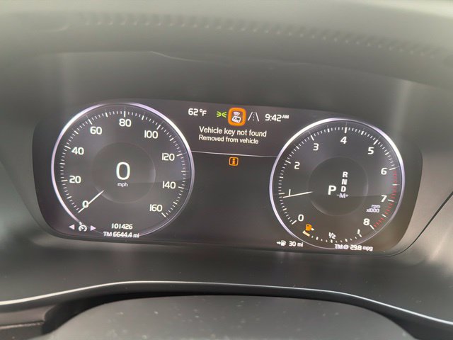 Used 2020 Volvo XC40 T5 Momentum AWD/4WD image 11