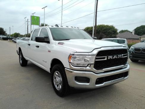 Used 2022 RAM 2500 Tradesman RWD image 4