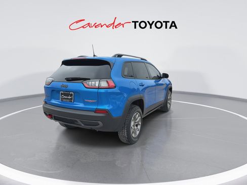 Used 2022 Jeep Cherokee Trailhawk image 8