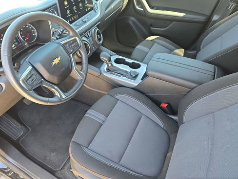 Used 2025 Chevrolet Blazer LT AWD/4WD image 16
