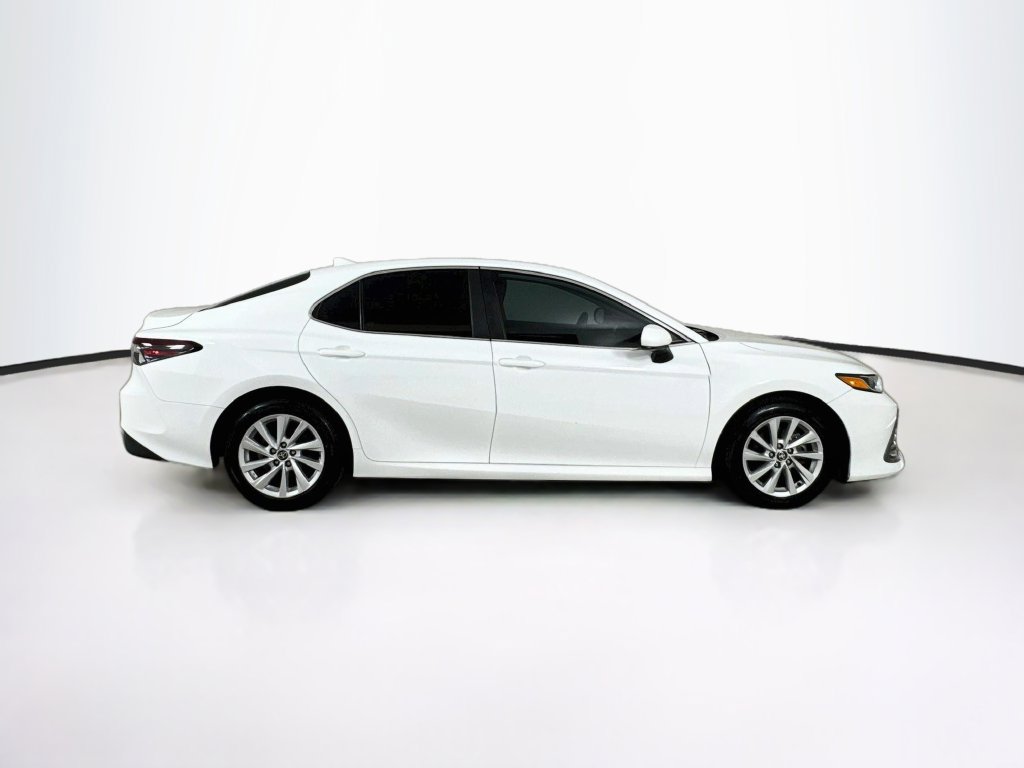 Used 2023 Toyota Camry LE FWD image 8