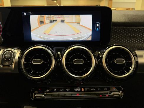 Used 2026 Mercedes-Benz GLB 250 image 74