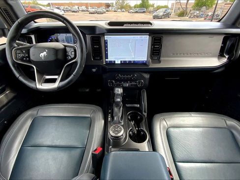 Used 2022 Ford Bronco Outer Banks AWD/4WD image 15
