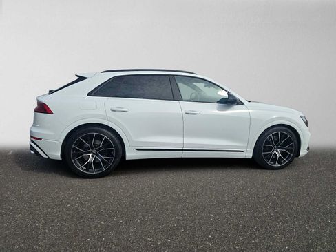 Used 2023 Audi SQ8 Prestige AWD/4WD image 2