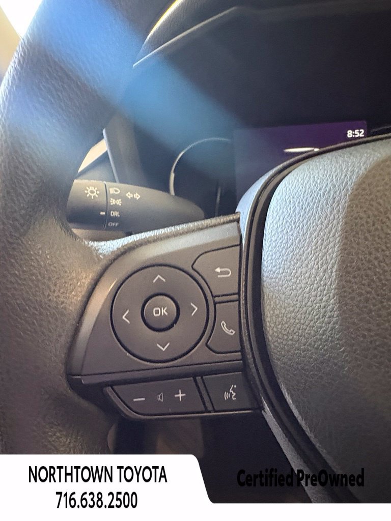 Used 2024 Toyota RAV4 LE AWD/4WD image 19