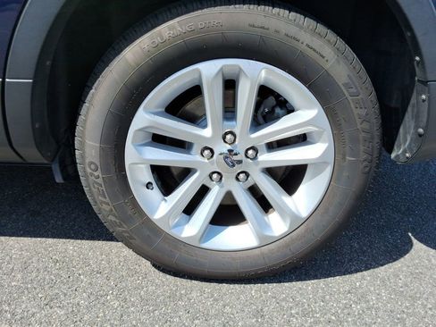 Used 2011 Ford Explorer XLT w/ 202A Rapid Spec Order Code AWD/4WD image 11
