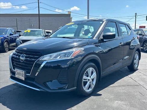 Used 2022 Nissan Kicks S FWD image 8
