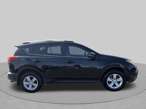 Used 2014 Toyota RAV4 XLE AWD/4WD image 39