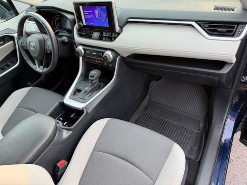 Certified 2025 Toyota RAV4 XLE w/ Convenience Package AWD/4WD image 19