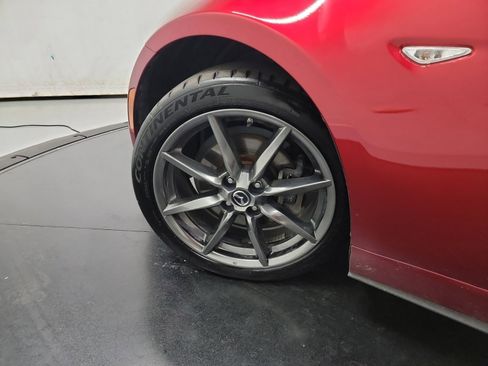 Used 2019 MAZDA MX-5 Miata RF Grand Touring image 29