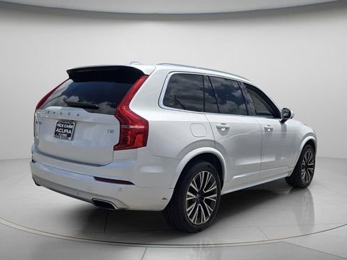 Used 2021 Volvo XC90 T5 Momentum w/ Protection Package Premier FWD image 8