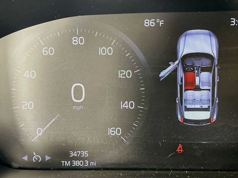 Used 2021 Volvo XC40 T5 Momentum w/ Protection Package Premier AWD/4WD image 12
