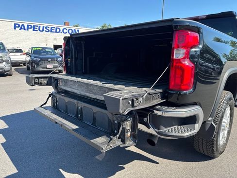 Used 2024 Chevrolet Silverado 2500 LTZ w/ LTZ Plus Package AWD/4WD image 9