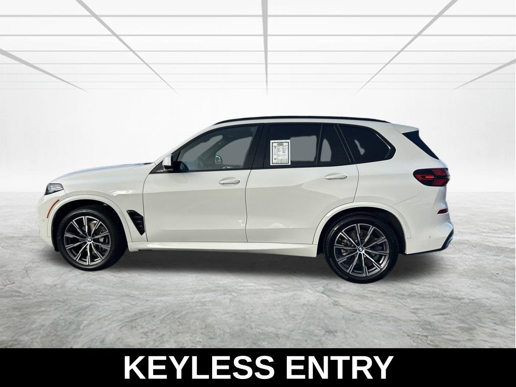 Used 2026 BMW X5 sDrive40i w/ M Sport Package RWD image 8