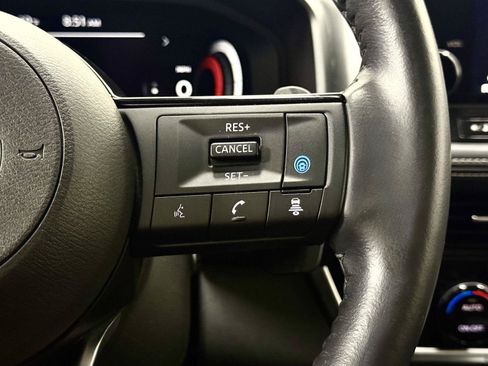 Used 2021 Nissan Rogue Platinum AWD/4WD image 25