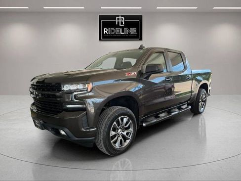 Used 2021 Chevrolet Silverado 1500 RST AWD/4WD image 3