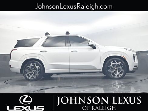 Used 2022 Hyundai Palisade Calligraphy w/ Winter Package image 20