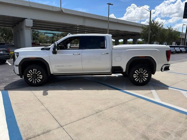 Used 2024 GMC Sierra 2500 Denali Ultimate w/ Max Trailering Package AWD/4WD image 4