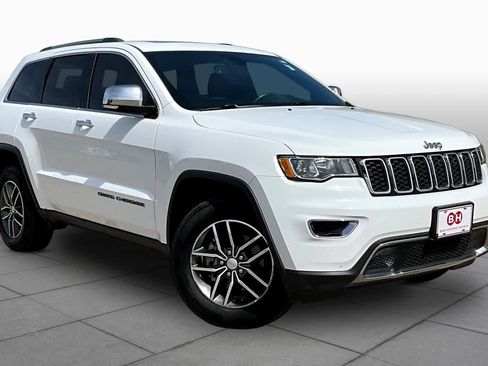 Used 2020 Jeep Grand Cherokee Limited w/ Luxury Group II image 3