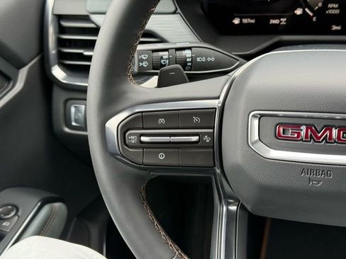 New 2026 GMC Acadia AT4 w/ Luxury Package AWD/4WD image 44
