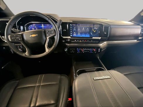 Used 2024 Chevrolet Silverado 2500 High Country w/ High Country Premium Package AWD/4WD image 14