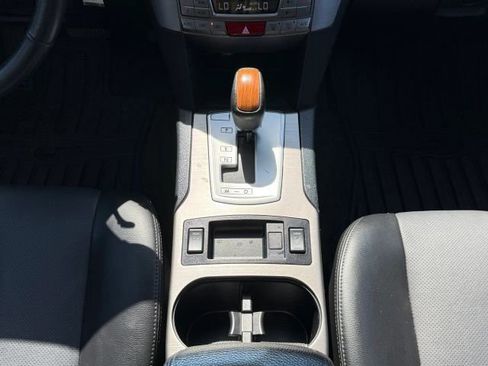 Used 2014 Subaru Outback 2.5i Limited AWD/4WD image 44