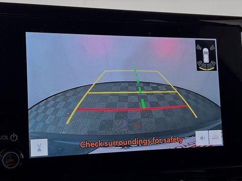 Used 2024 Toyota Corolla Cross AWD Hybrid image 15